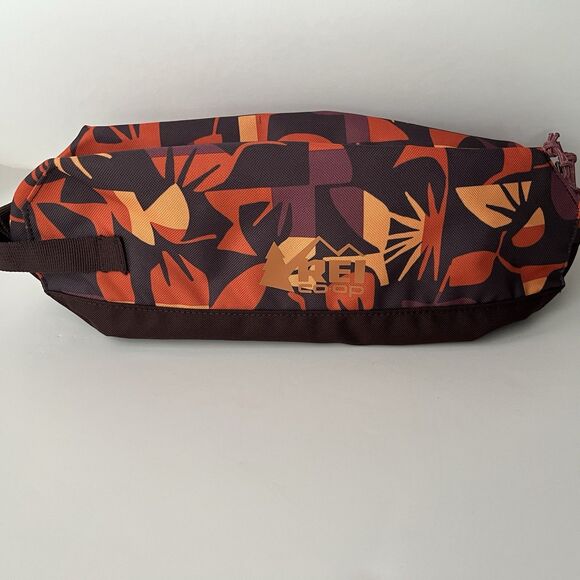 REI Roadtripper Pod Medium Geo Raisin Multicolor Storage Bag Hiking Camping - Picture 1 of 10